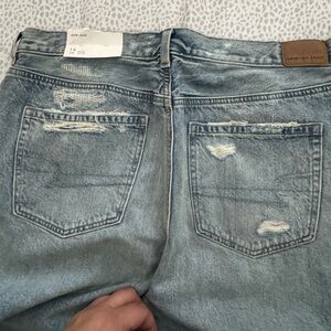 American Eagle Distressed Light Blue mom jeans